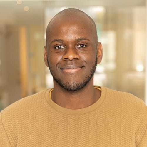 Abel Essiane Image of Abel Essiane